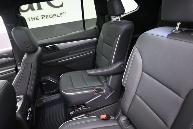 Used 2025 Buick Enclave Preferred w/ Power Package AWD/4WD image 21