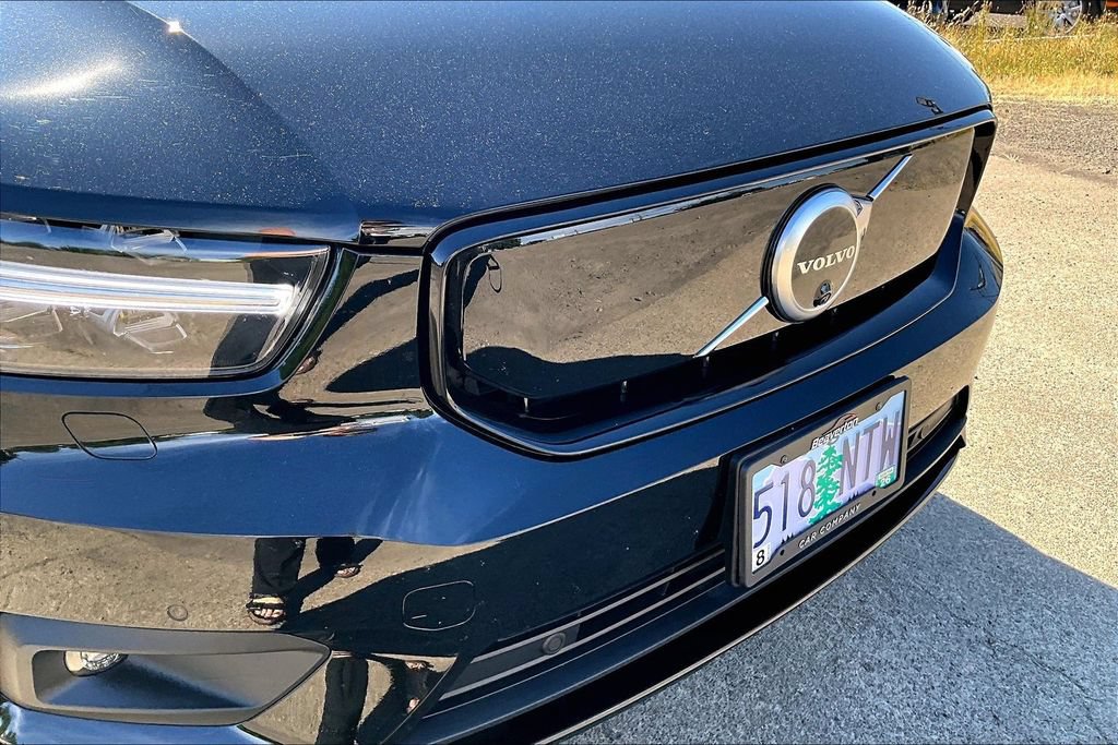 Used 2021 Volvo XC40 P8 Recharge w/ Advanced Package AWD/4WD image 32