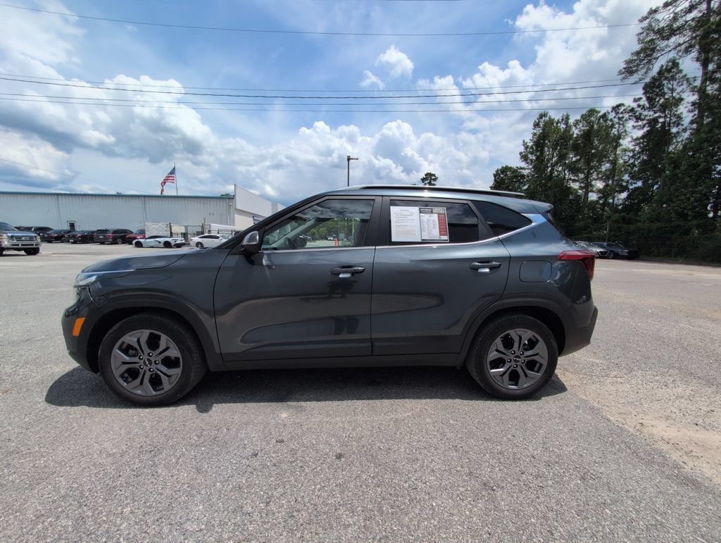 Used 2024 Kia Seltos S FWD image 5
