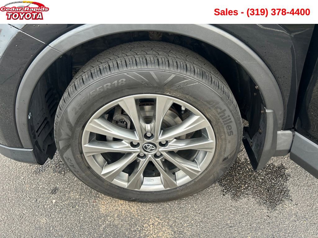 Used 2016 Toyota RAV4 Limited image 24