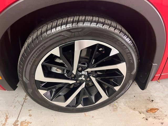 Used 2024 Mitsubishi Outlander SEL image 24