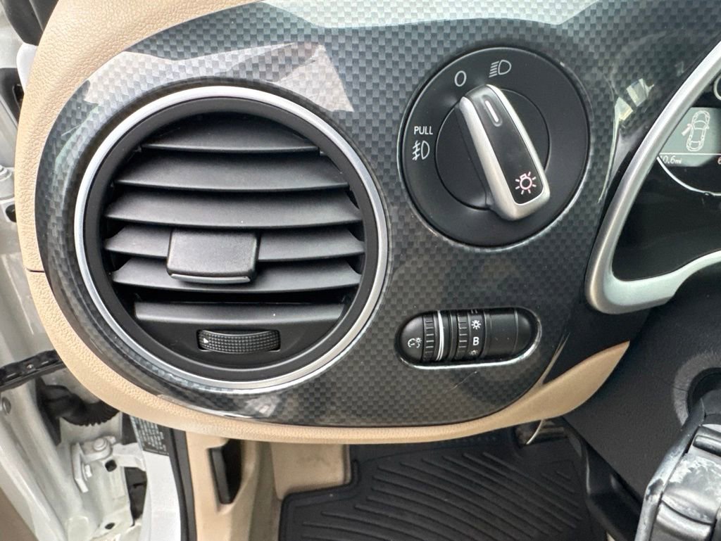 Used 2015 Volkswagen Beetle R-Line FWD image 22