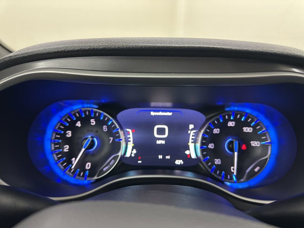 New 2026 Chrysler Pacifica Select image 39