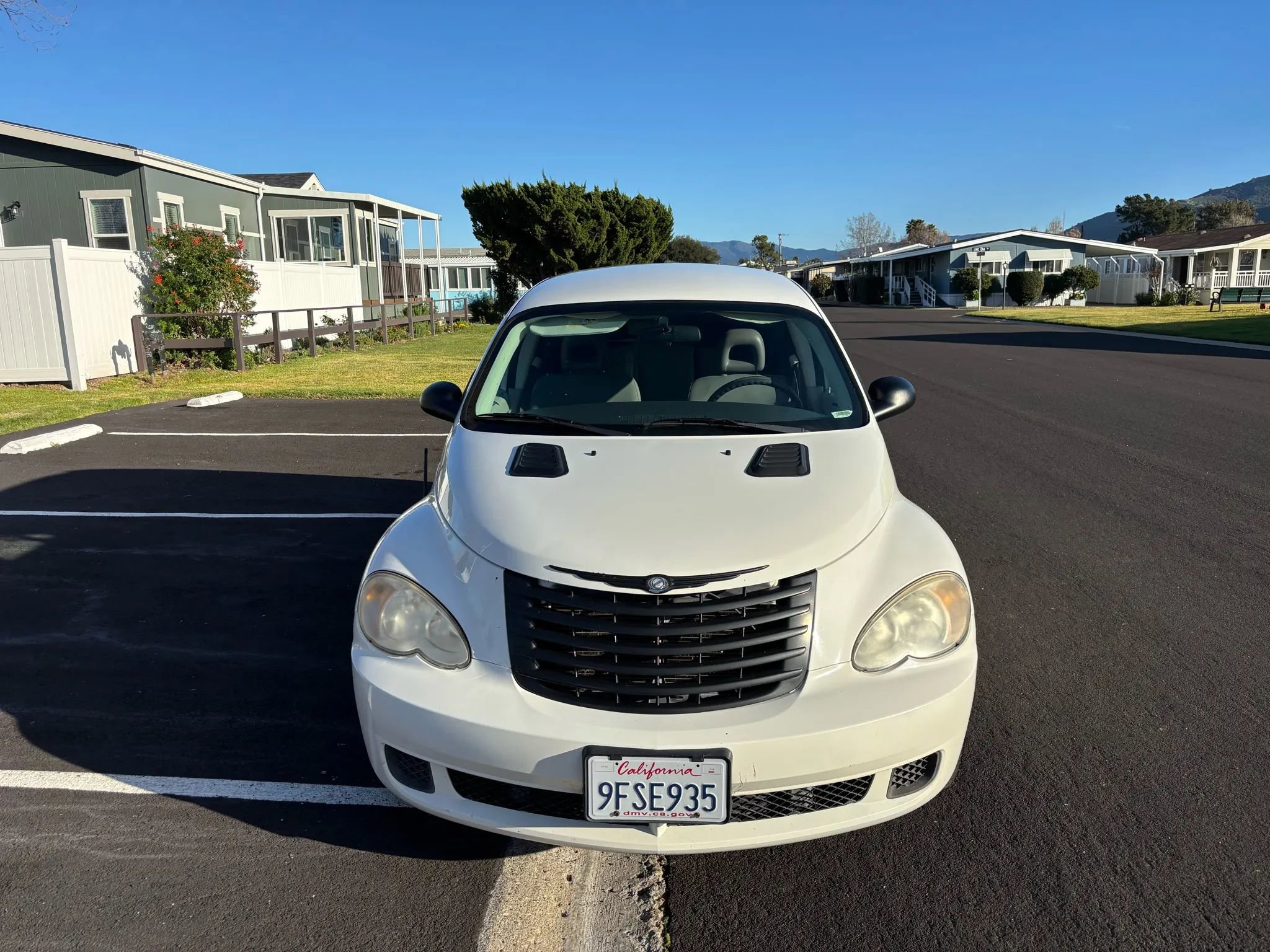 Used 2009 Chrysler PT Cruiser FWD image 5