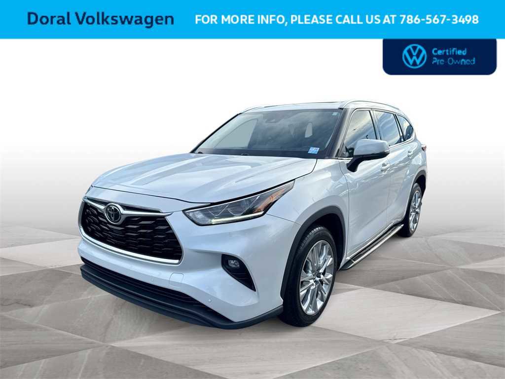 Used 2023 Toyota Highlander Limited