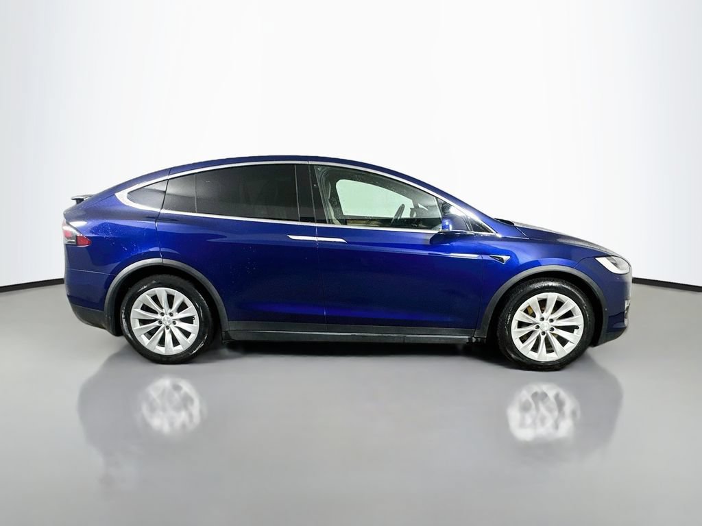 Used 2020 Tesla Model X Long Range AWD/4WD image 7