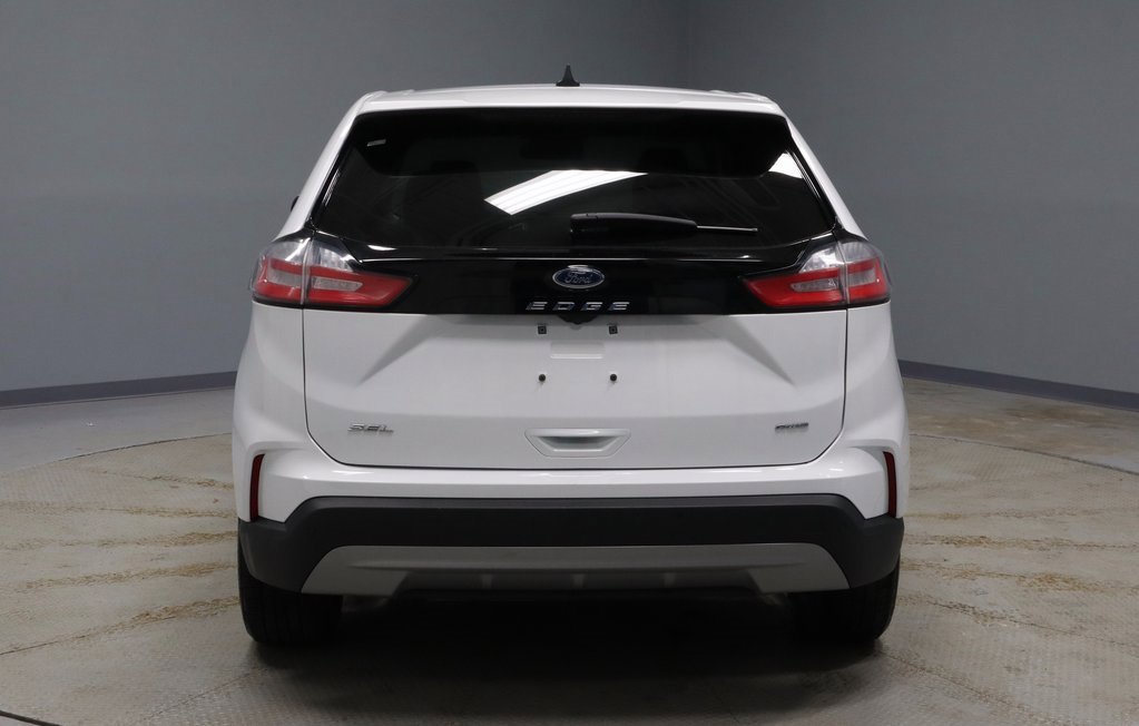 Certified 2024 Ford Edge SEL image 10