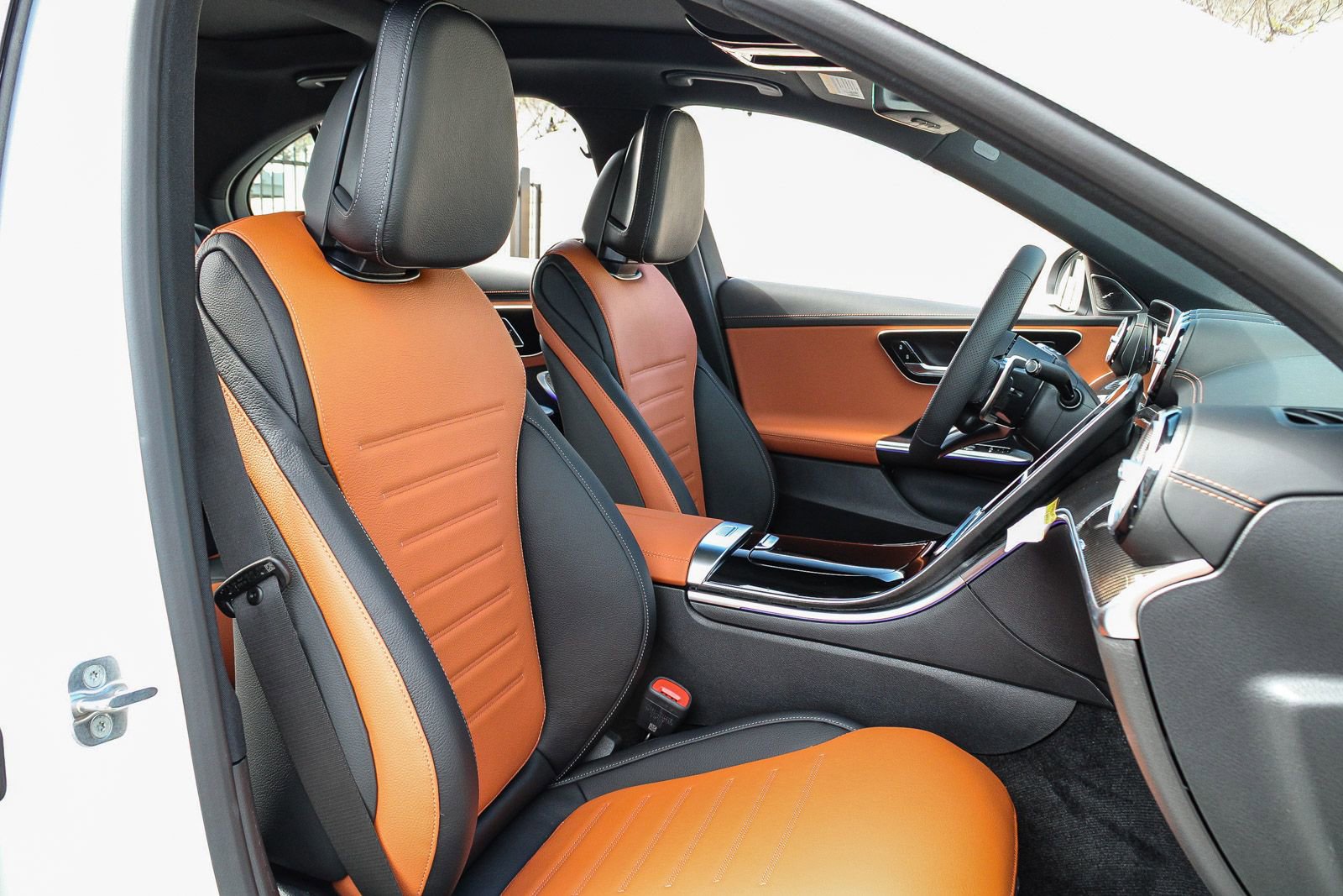 New 2026 Mercedes-Benz C 43 AMG 4MATIC Sedan image 16