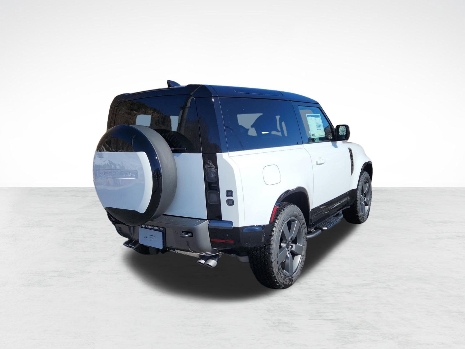 New 2026 Land Rover Defender 90 V8 image 8