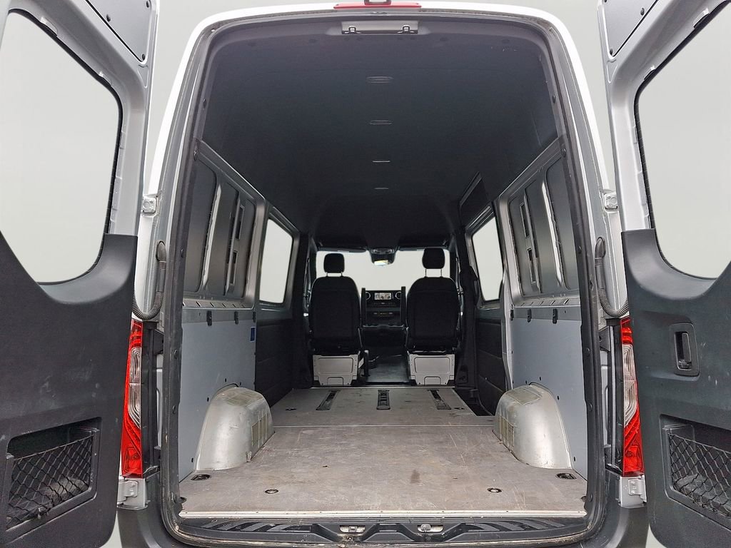 Used 2024 Mercedes-Benz Sprinter 2500 image 26