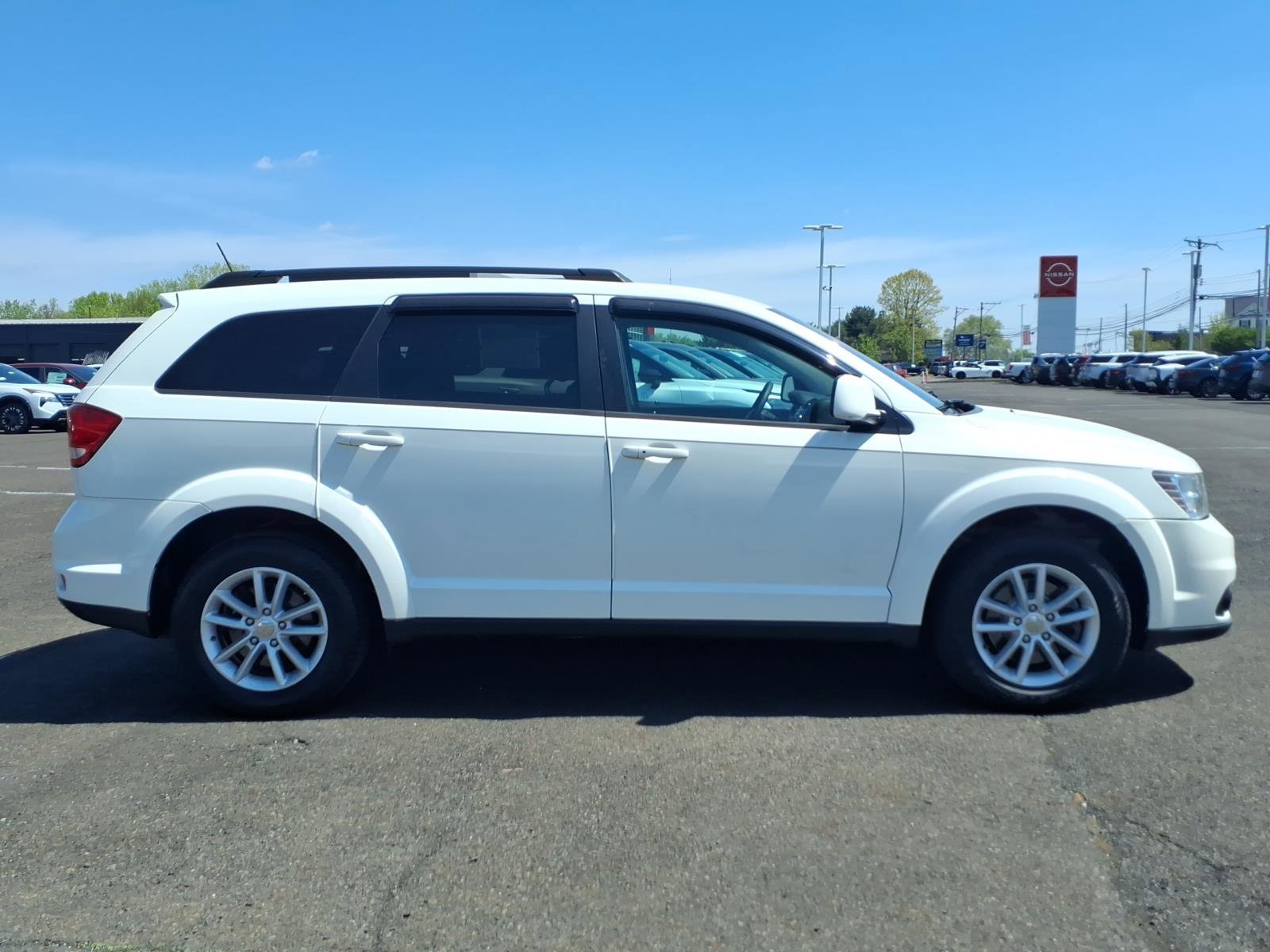 Used 2016 Dodge Journey SXT w/ Premium Group FWD image 2