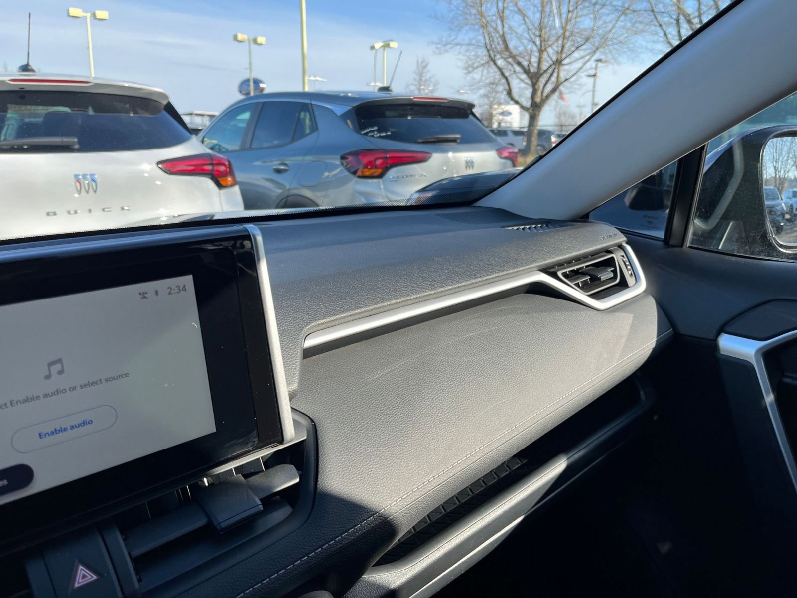 Used 2025 Toyota RAV4 XLE w/ Convenience Package image 38