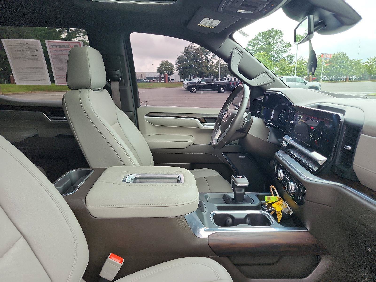 Certified 2022 GMC Sierra 1500 SLT AWD/4WD image 10