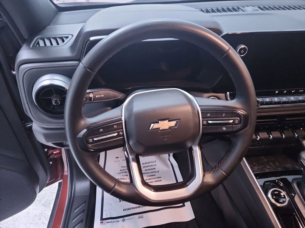 Used 2023 Chevrolet Colorado LT w/ LT Convenience Package AWD/4WD image 14