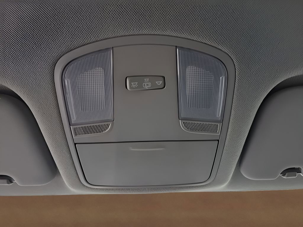 Used 2018 Hyundai Elantra SEL w/ Cargo Package FWD image 11