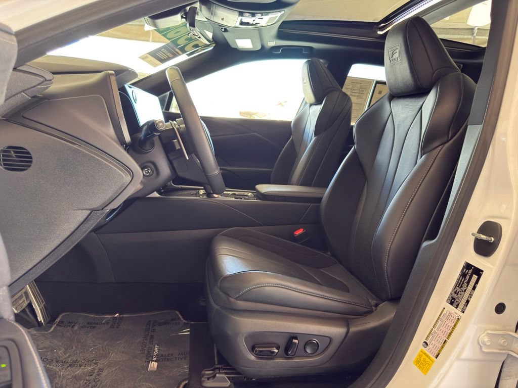 Used 2023 Lexus RX 500h F Sport w/ Cold Area Package AWD/4WD image 17