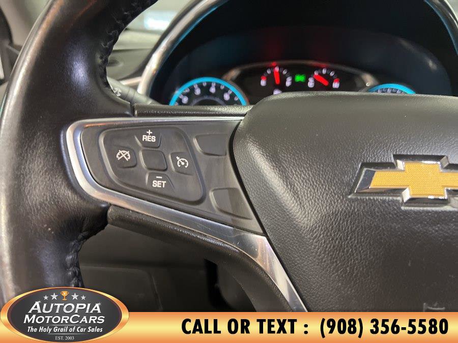 Used 2017 Chevrolet Malibu LT FWD image 19