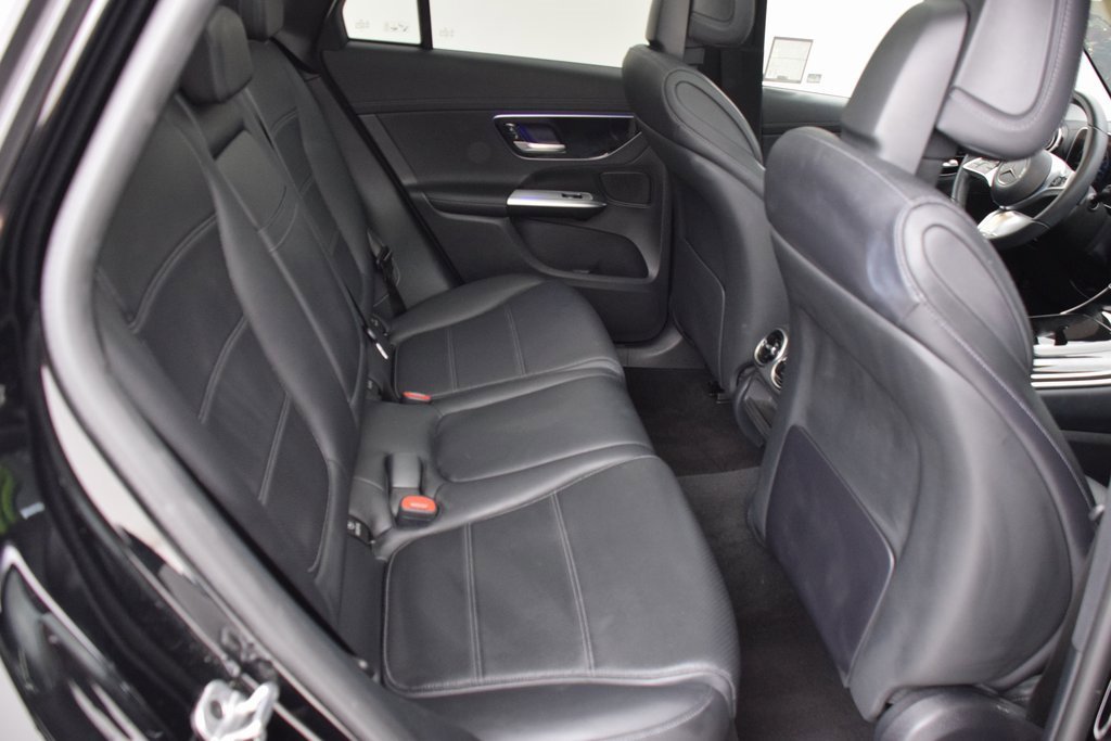 Used 2023 Mercedes-Benz GLC 300 image 19