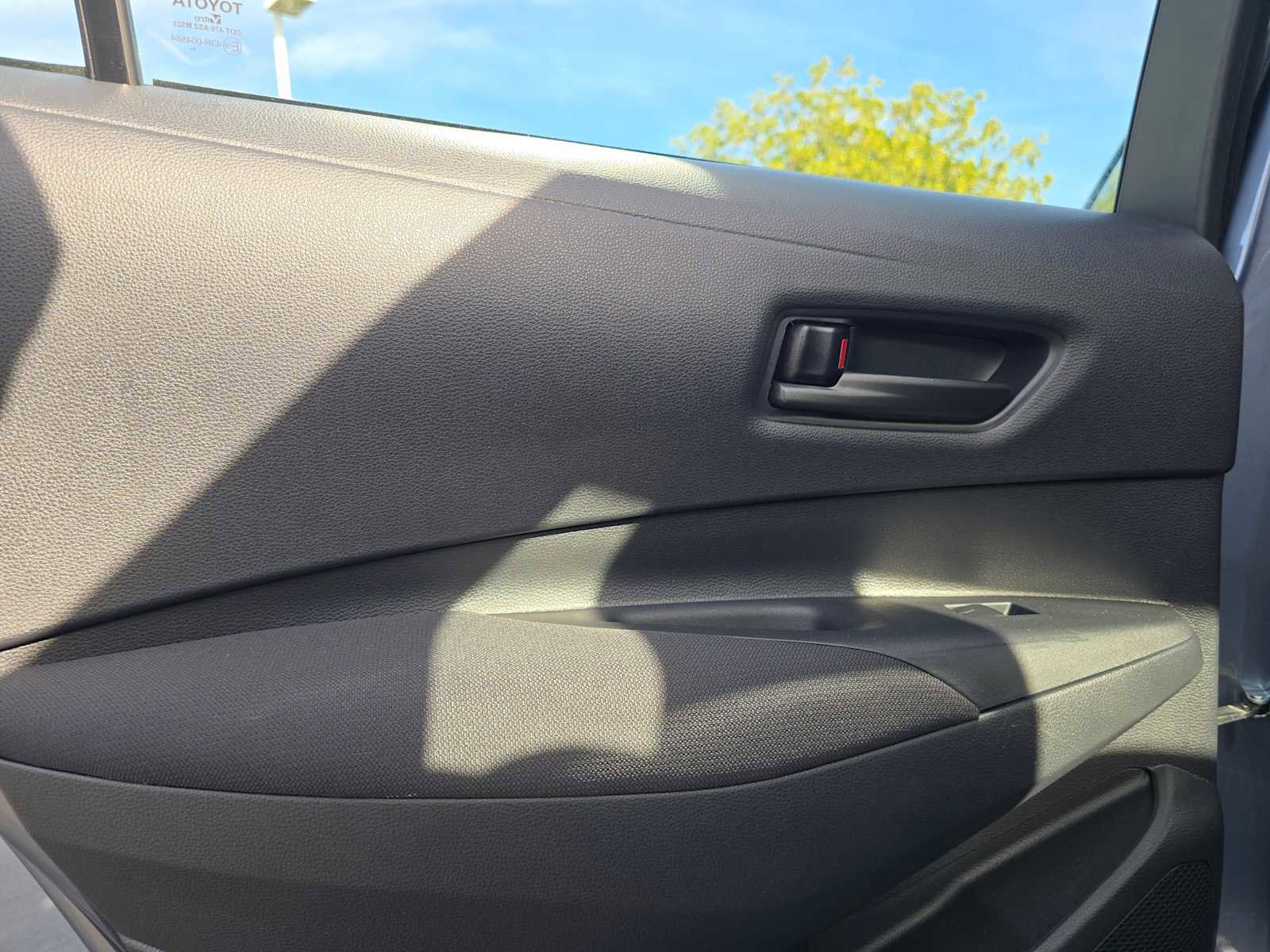 Certified 2025 Toyota Corolla LE image 17