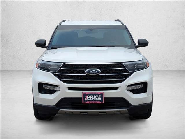 Used 2023 Ford Explorer XLT w/ Equipment Group 202A image 2