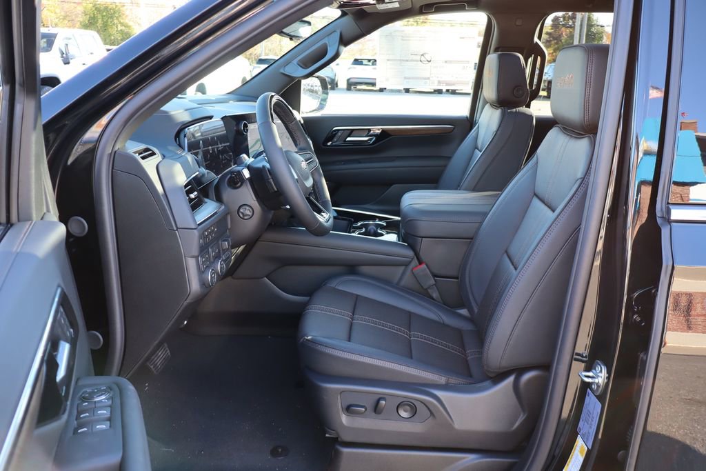 New 2026 Chevrolet Suburban High Country image 12