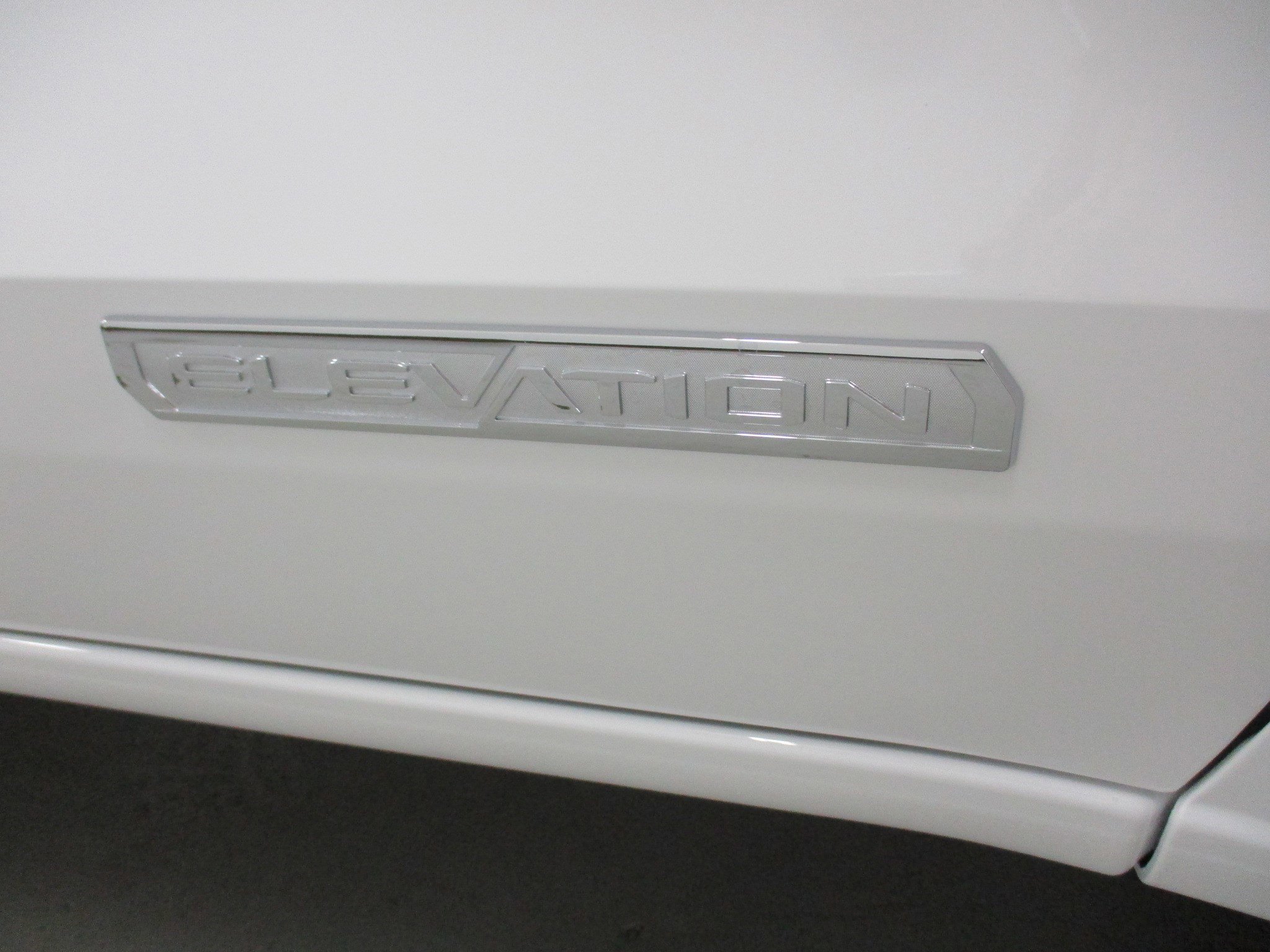 New 2026 GMC Canyon Elevation w/ Convenience Package image 4