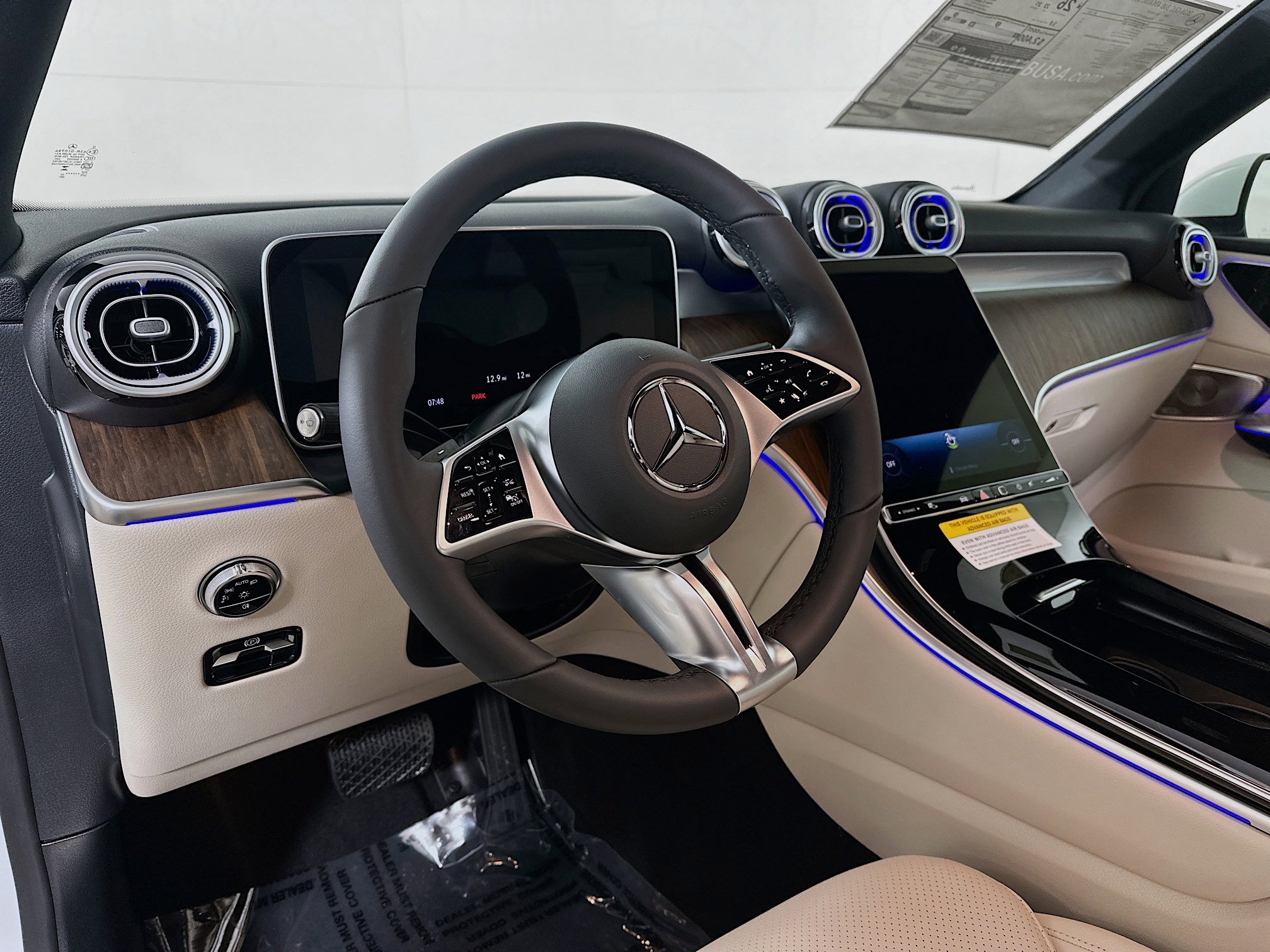 New 2026 Mercedes-Benz GLC 300 4MATIC image 9