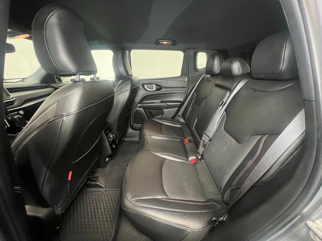 Used 2024 Jeep Compass Trailhawk image 5