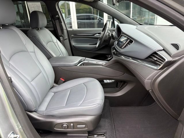 Certified 2023 Buick Enclave Essence w/ Sport Touring Edition AWD/4WD image 16