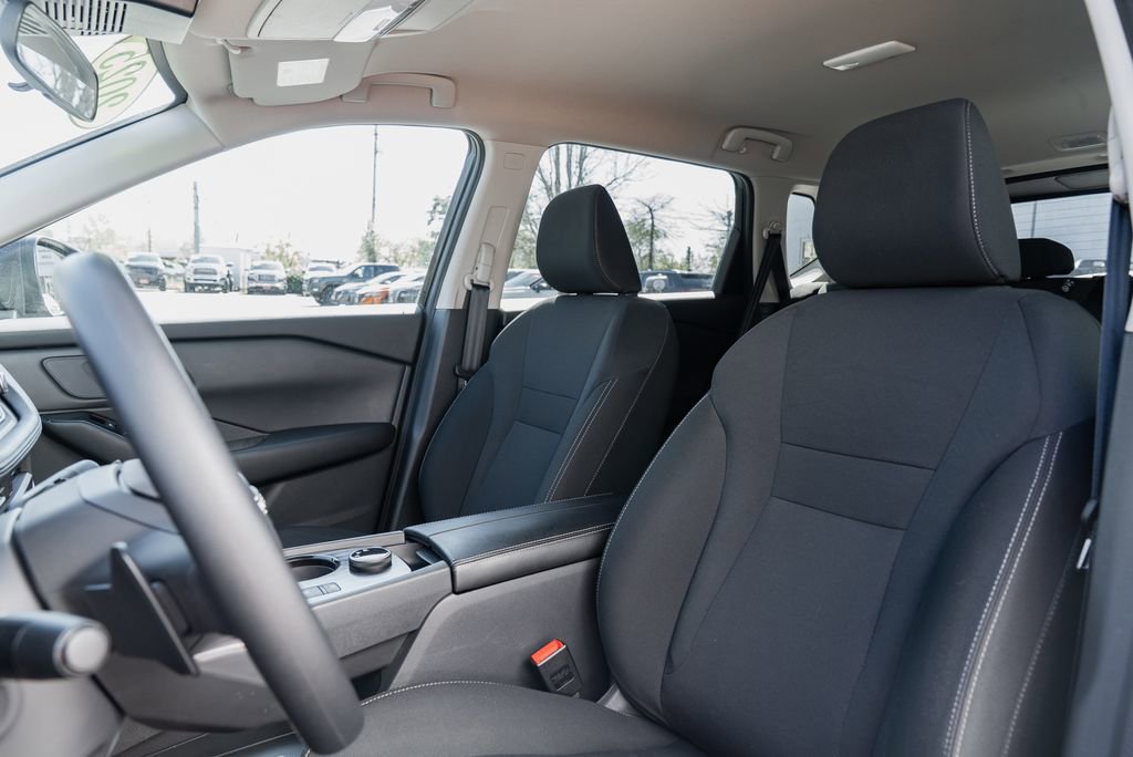 Certified 2025 Nissan Rogue S image 20