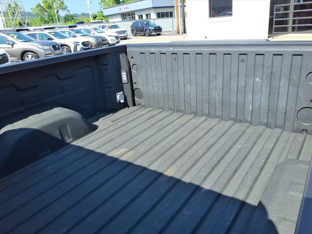 Used 2024 Chevrolet Silverado 1500 LTZ w/ LTZ Premium Package AWD/4WD image 10