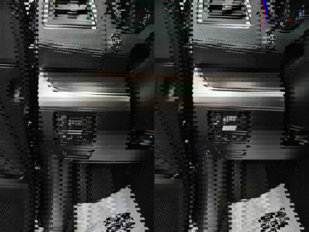 Used 2018 Subaru Legacy 2.5i Limited image 17