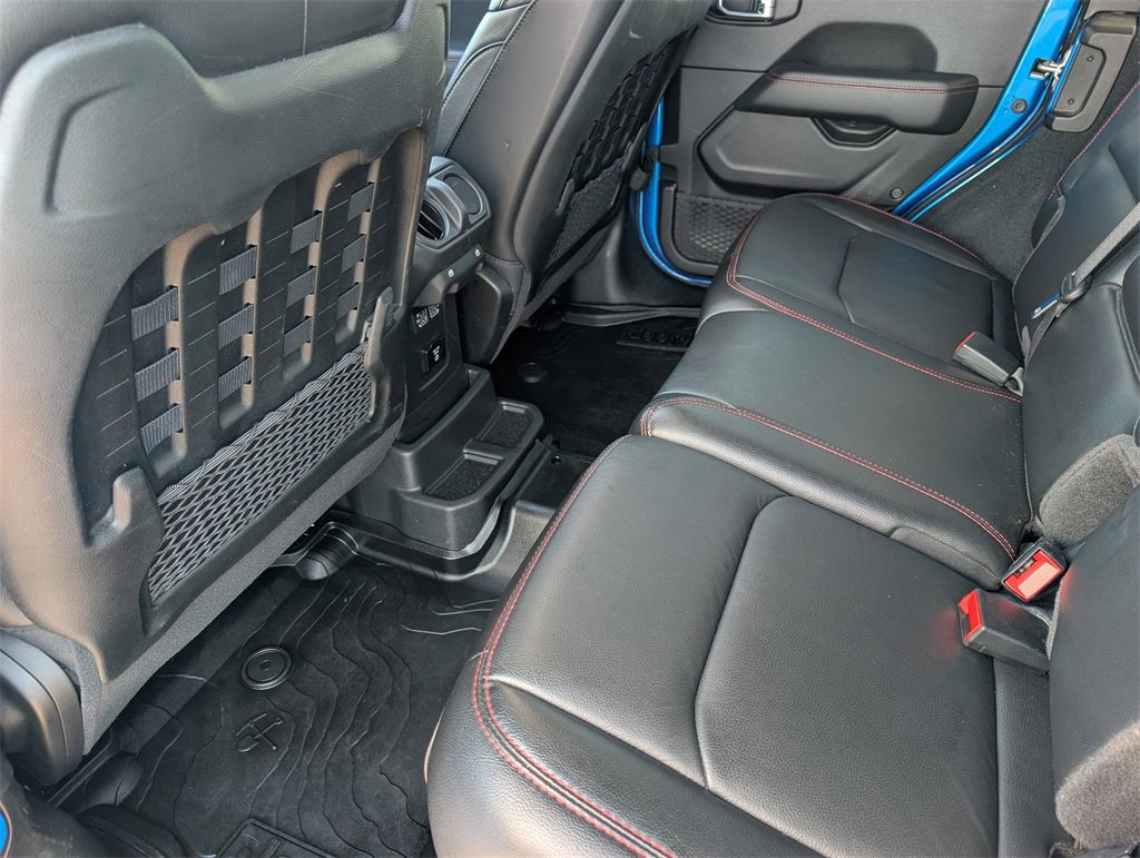 Used 2022 Jeep Wrangler Unlimited Rubicon w/ Steel Bumper Group image 15