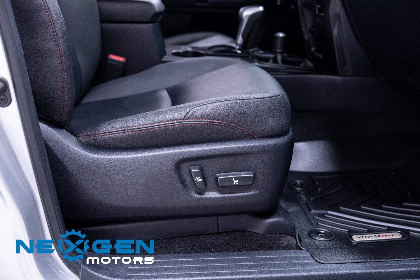 Used 2019 Toyota 4Runner TRD Off-Road Premium image 47