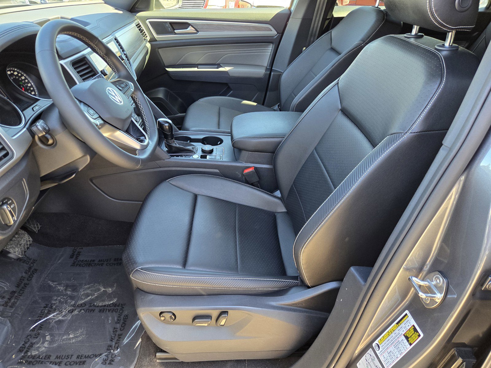 Used 2021 Volkswagen Atlas Cross Sport SE w/ Luggage Net & Mats Package AWD/4WD image 14