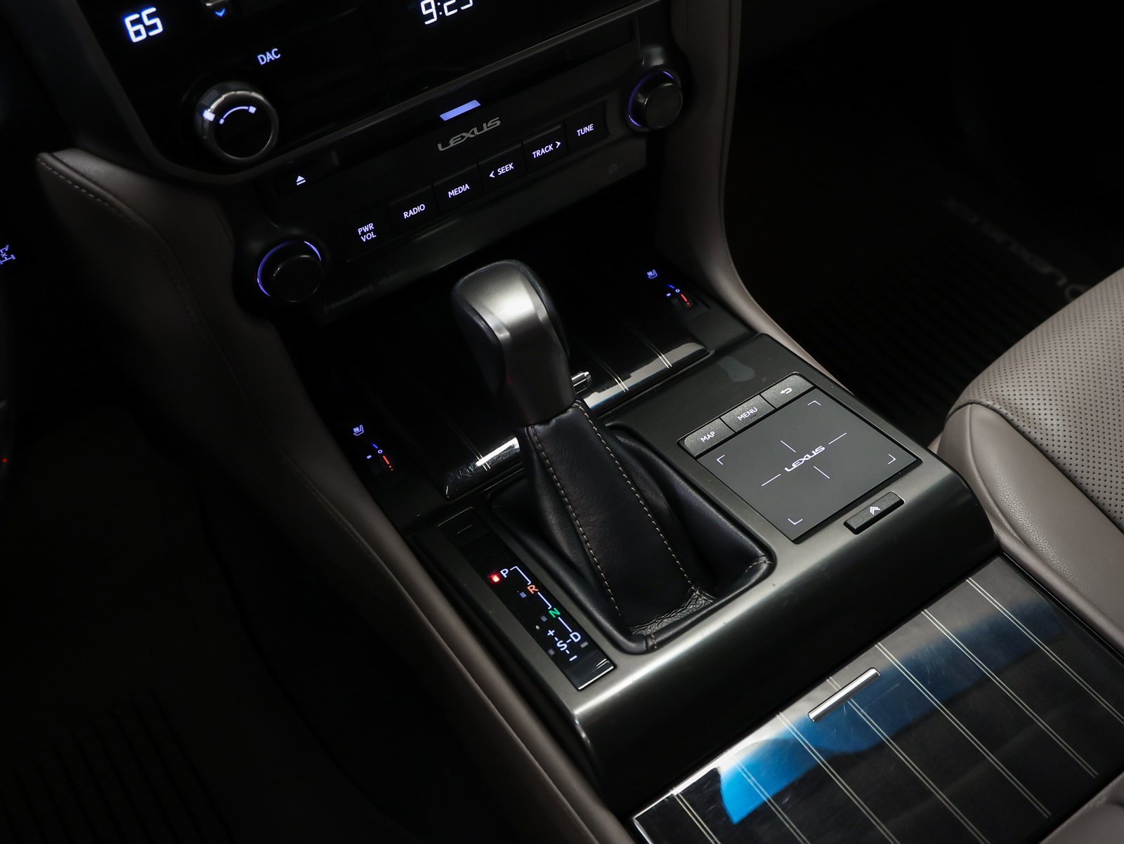 Used 2022 Lexus GX 460 Premium w/ Premium Package image 33