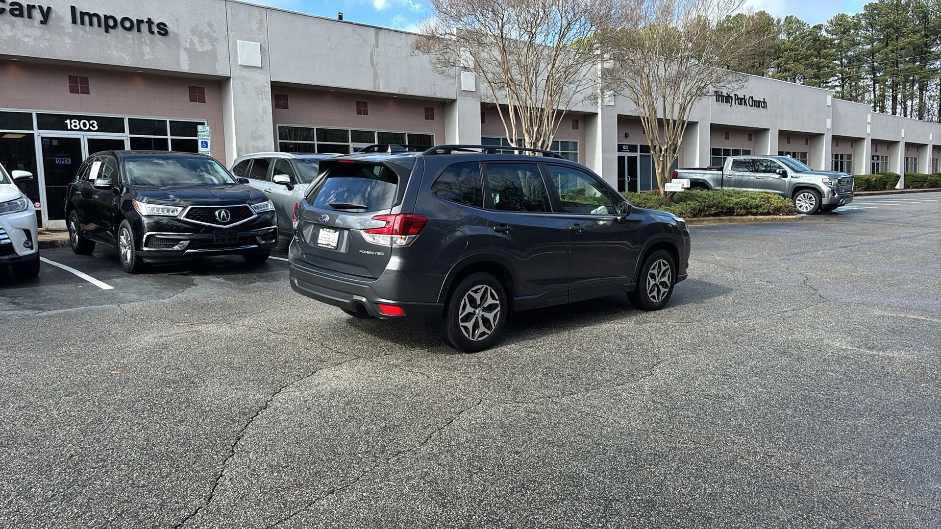 Used 2023 Subaru Forester Premium image 5