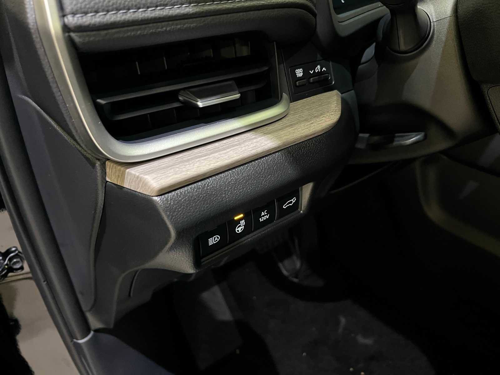 New 2026 Toyota Grand Highlander Limited image 18