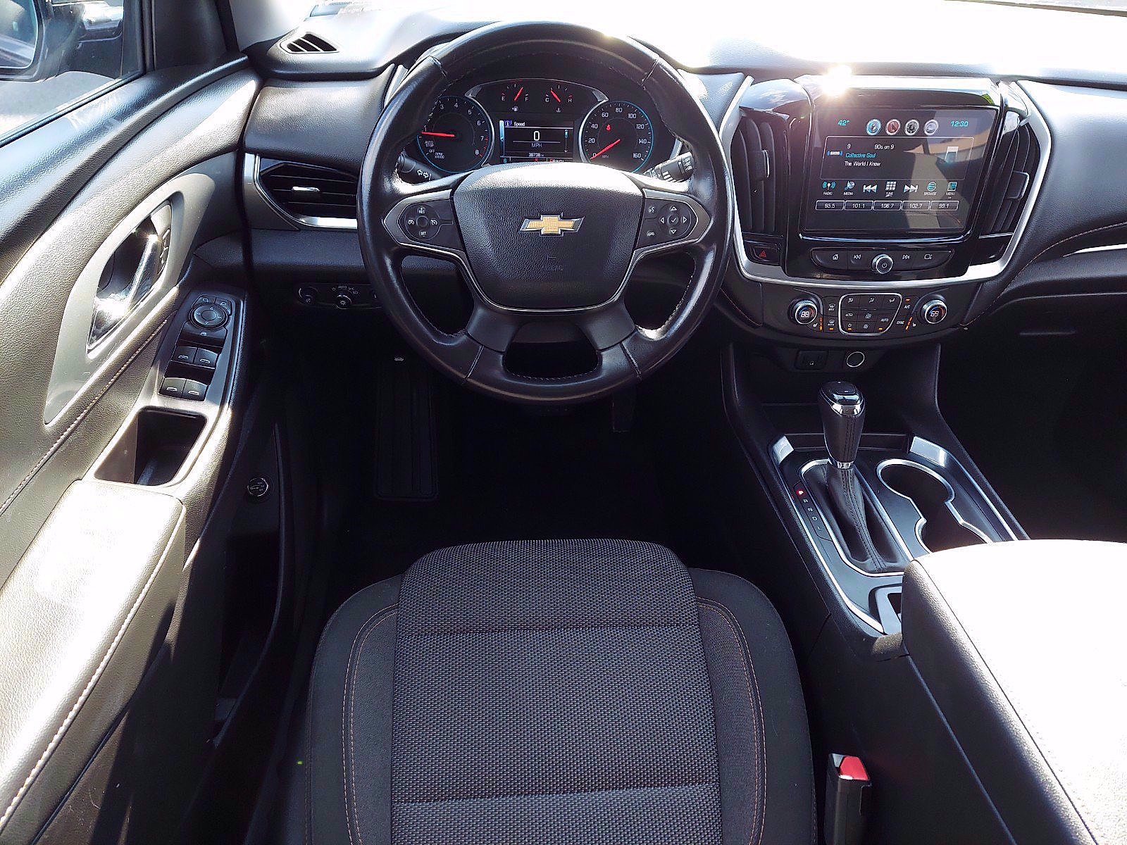 Used 2019 Chevrolet Traverse LT AWD/4WD image 12