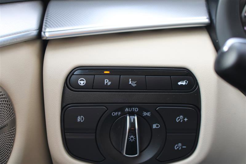 Used 2022 INFINITI QX50 Sensory image 22