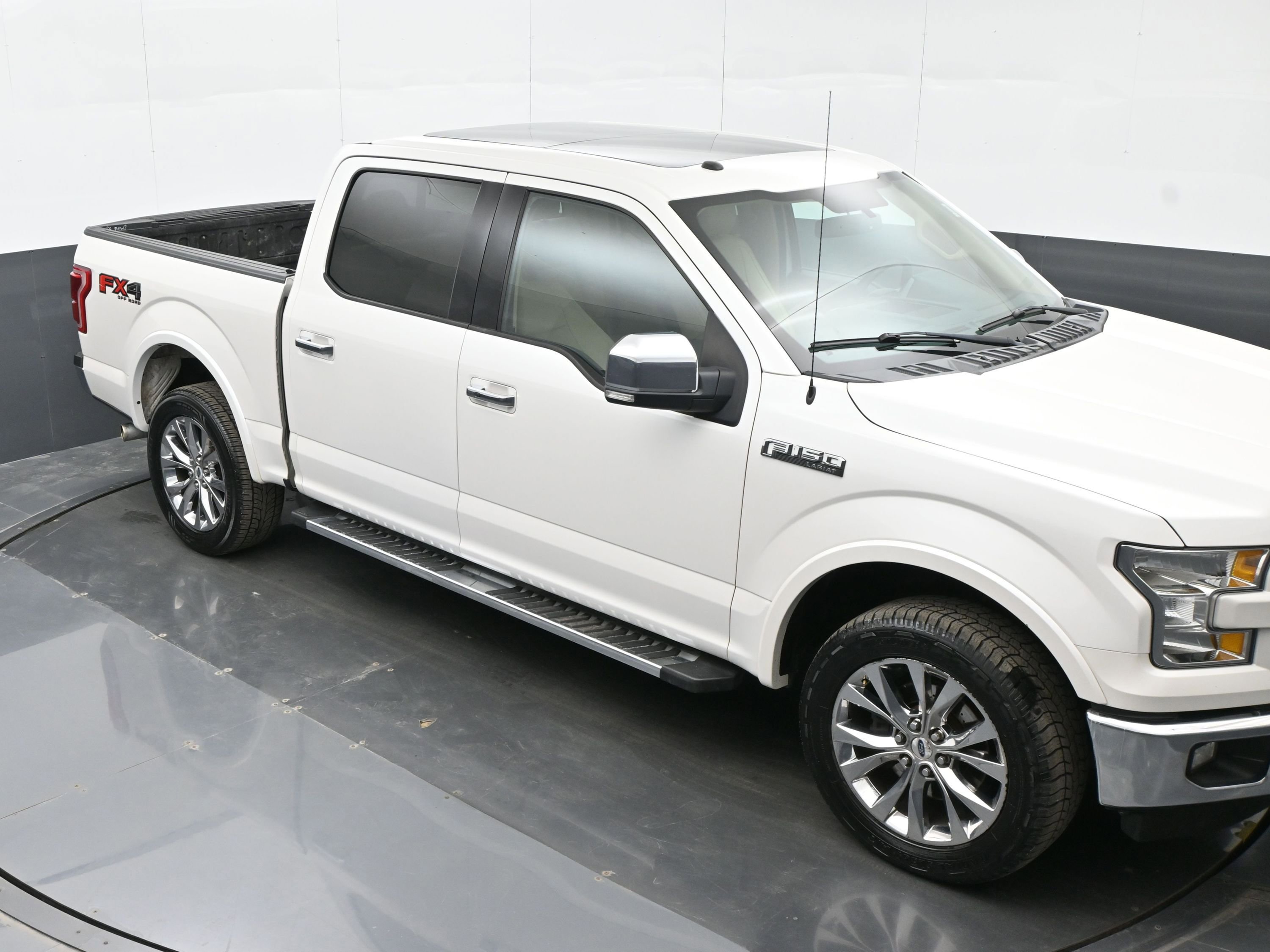 Used 2016 Ford F150 Lariat AWD/4WD image 30