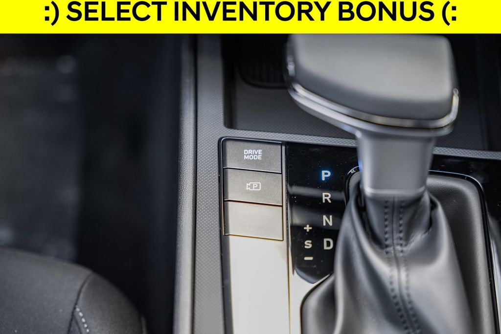 New 2025 Hyundai Elantra Sport image 21