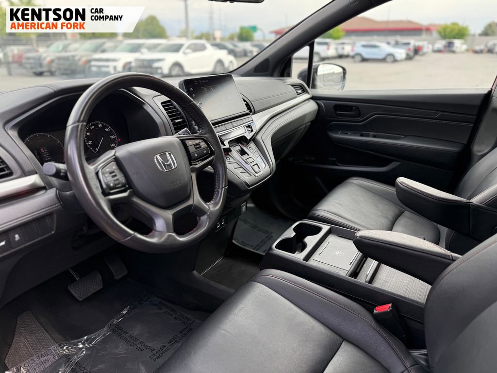 Used 2025 Honda Odyssey Sport-L image 31