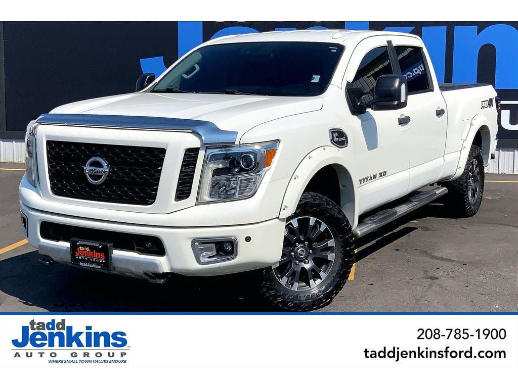 Used 2018 Nissan Titan PRO-4X w/ Pro-4x Convenience Package AWD/4WD image 1