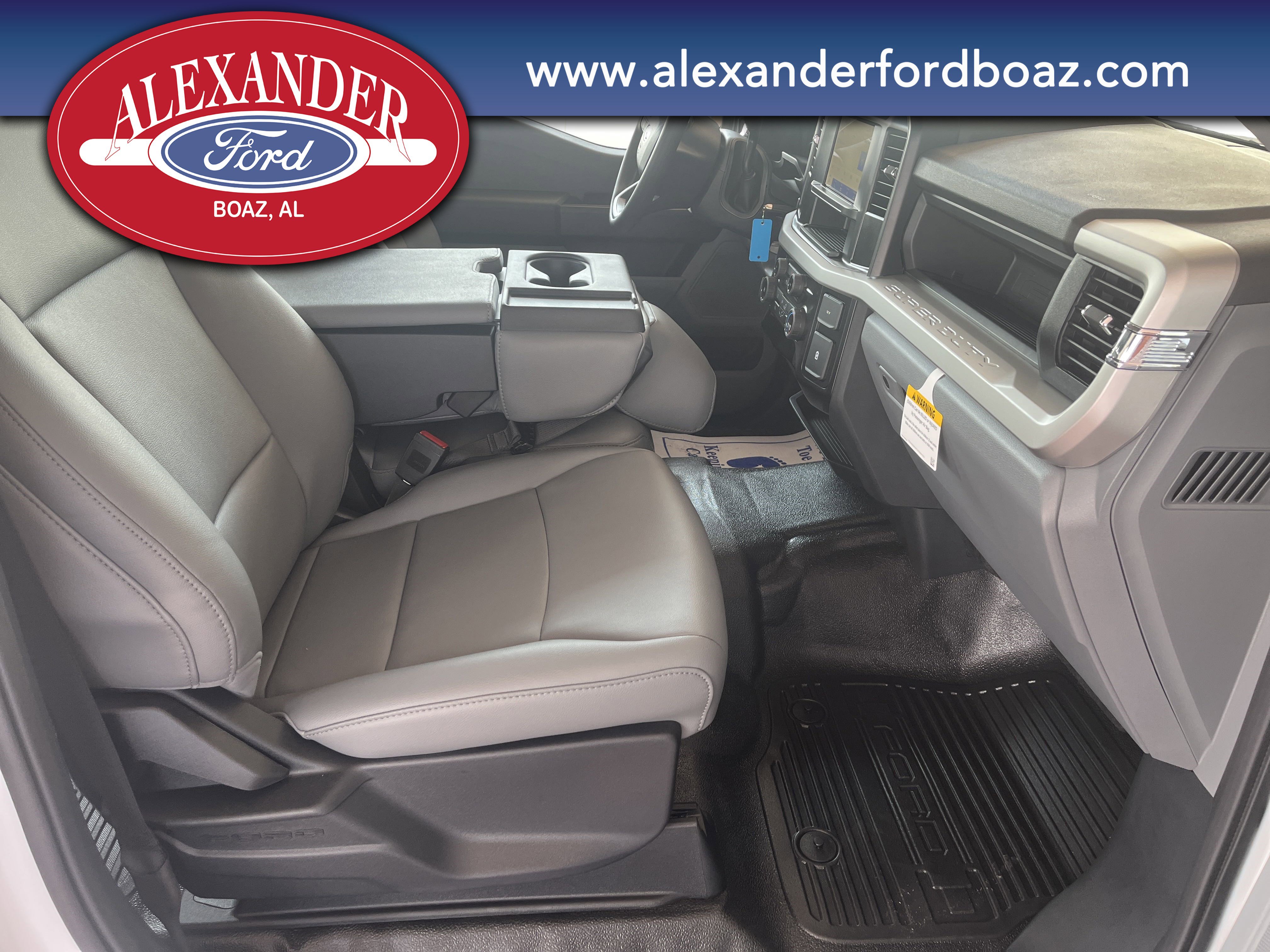 New 2026 Ford F250 XL image 18