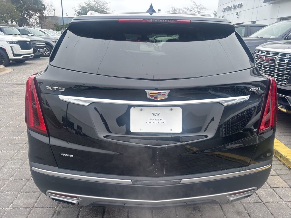 Used 2023 Cadillac XT5 Premium Luxury image 3