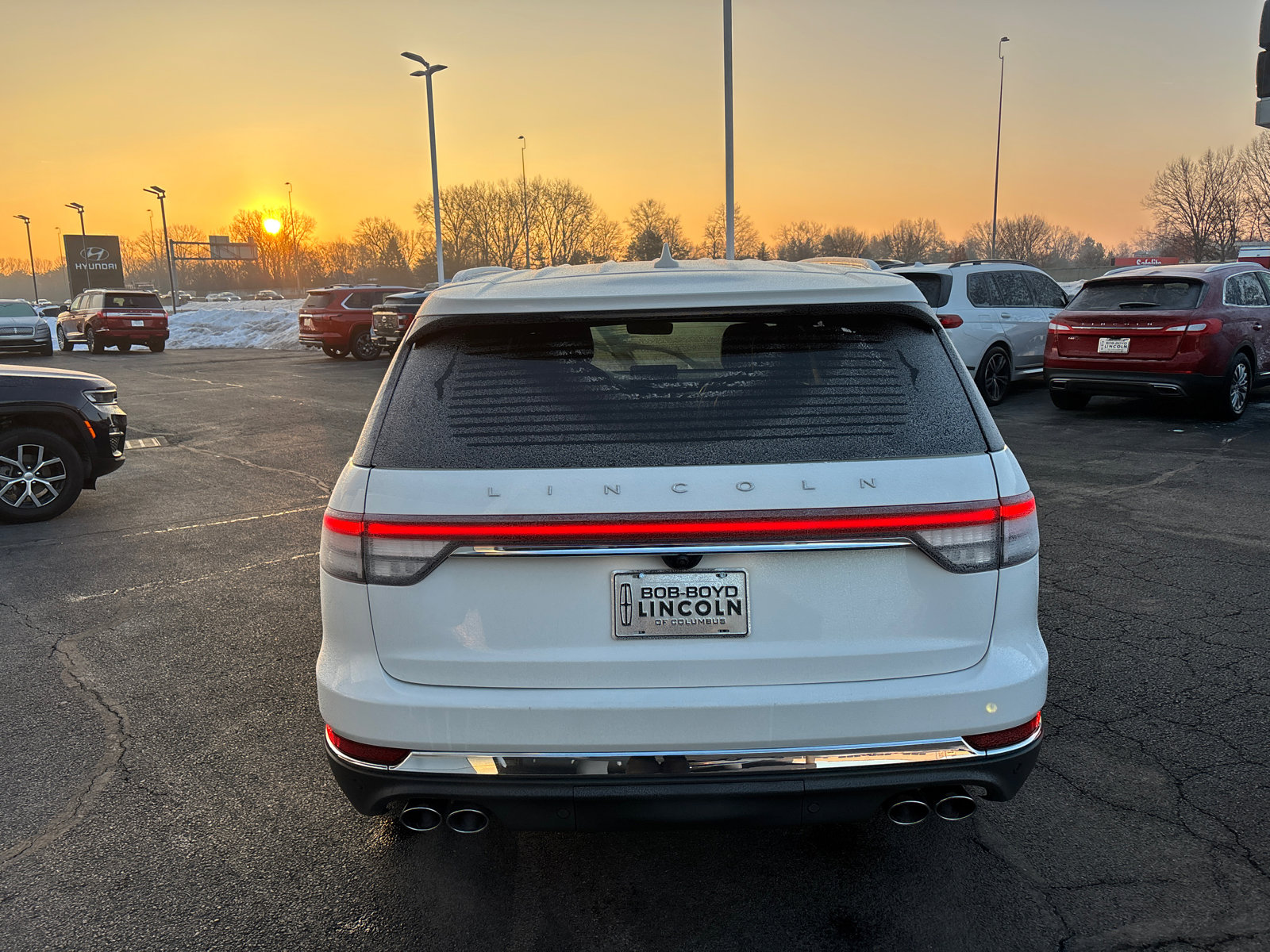 Used 2020 Lincoln Aviator Reserve w/ Elements Package Plus image 6