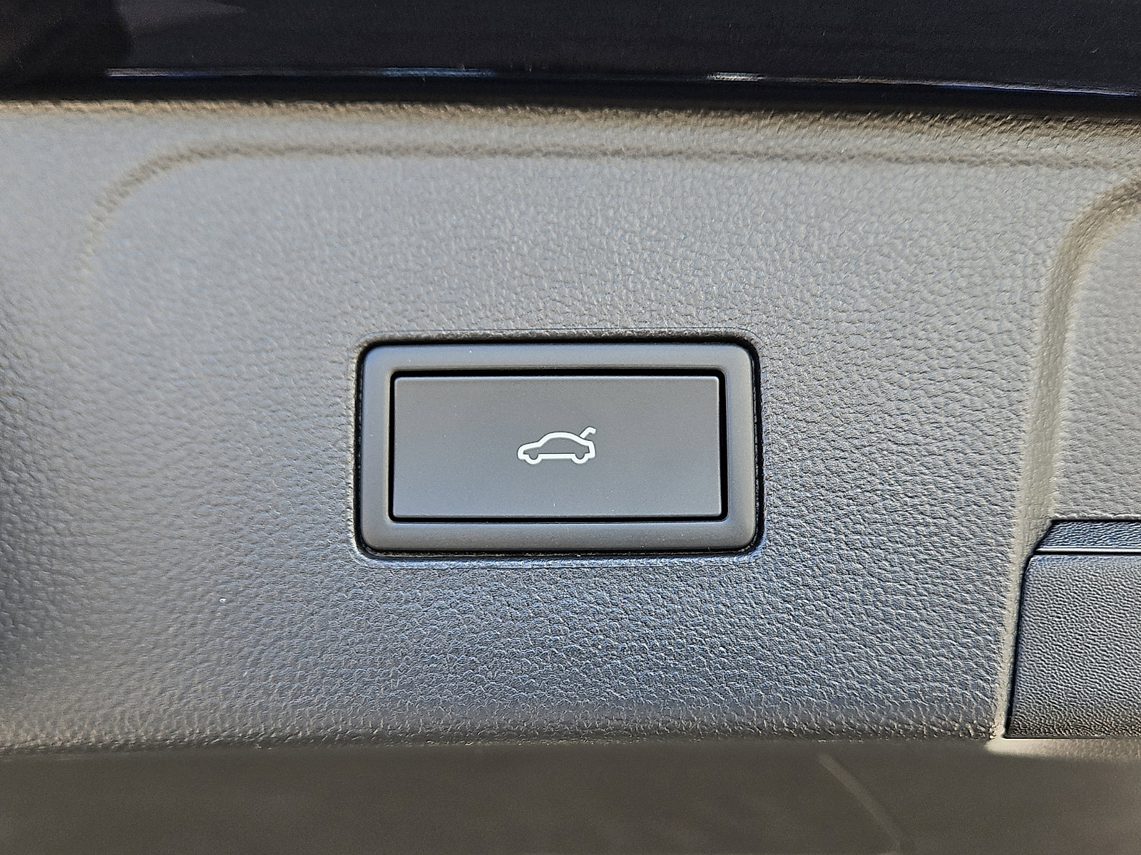 New 2026 Volkswagen Atlas SEL image 8