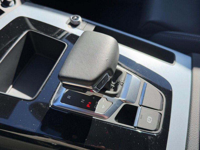 Used 2025 Audi Q5 2.0T Premium w/ Convenience Plus Package image 21