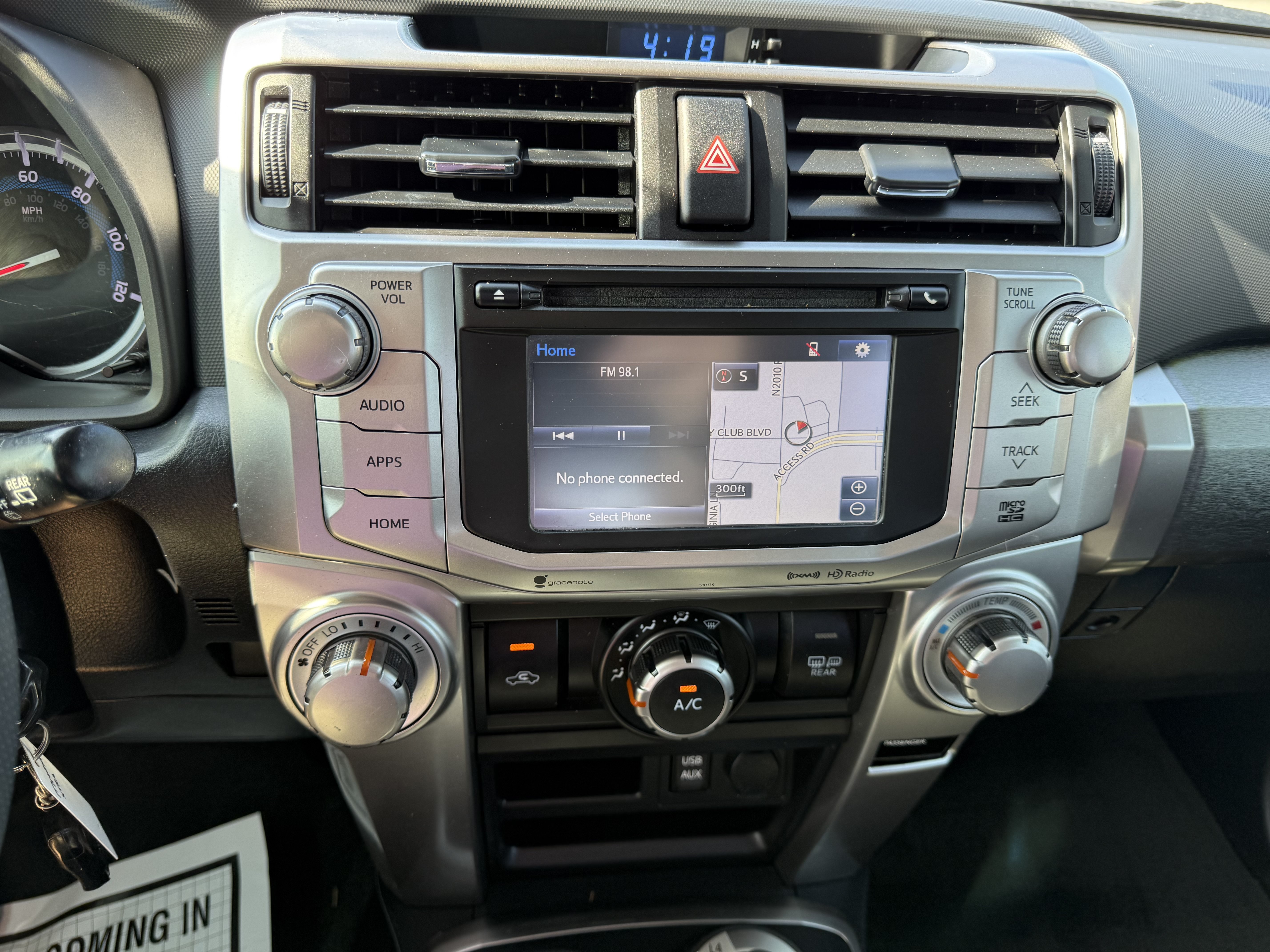 Used 2018 Toyota 4Runner SR5 image 7